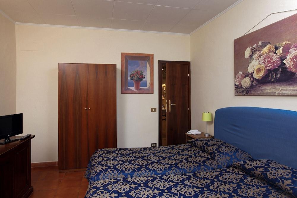 Hotel Bologna Firenze Bagian luar foto