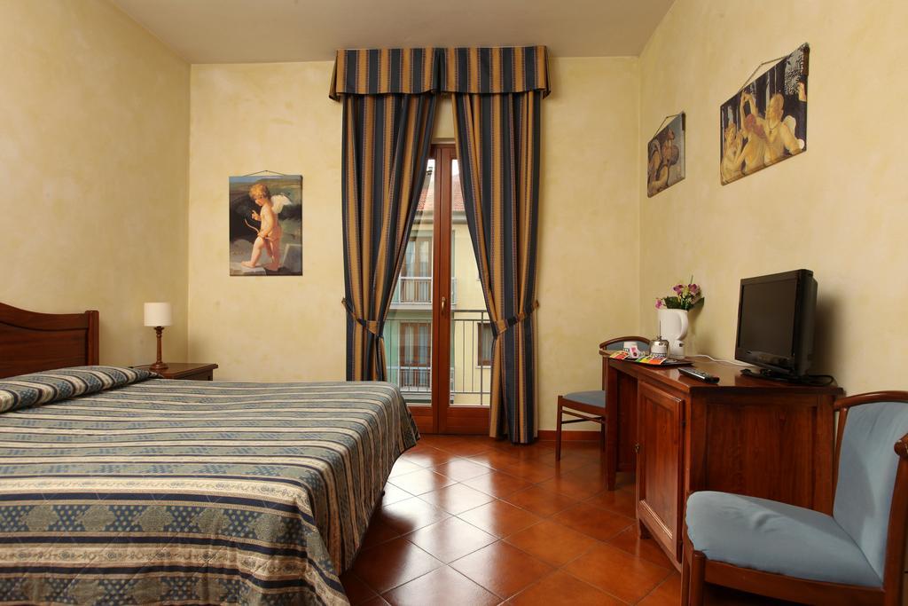 Hotel Bologna Firenze Bagian luar foto