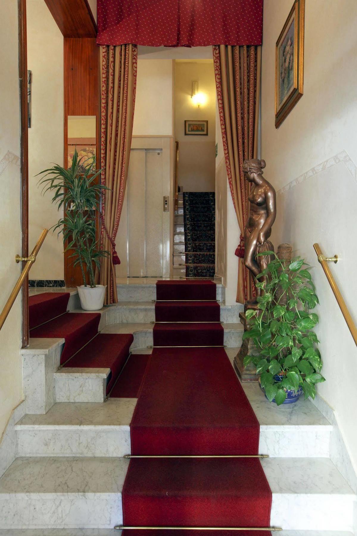 Hotel Bologna Firenze Bagian luar foto